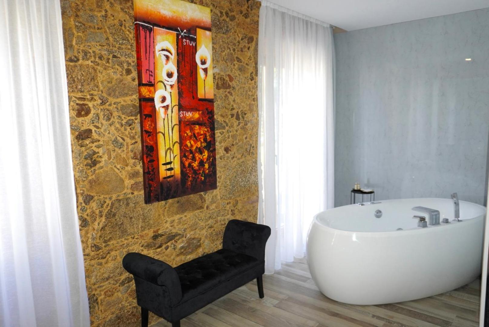 Lux'Otel City Lodge بارسيلوس المظهر الخارجي الصورة