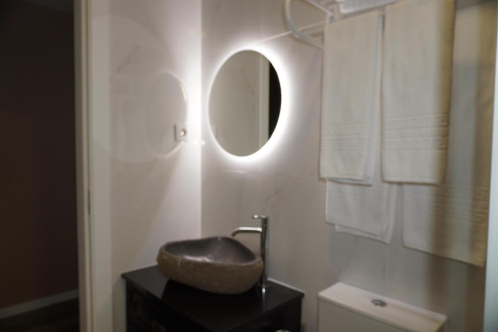 Lux'Otel City Lodge بارسيلوس المظهر الخارجي الصورة