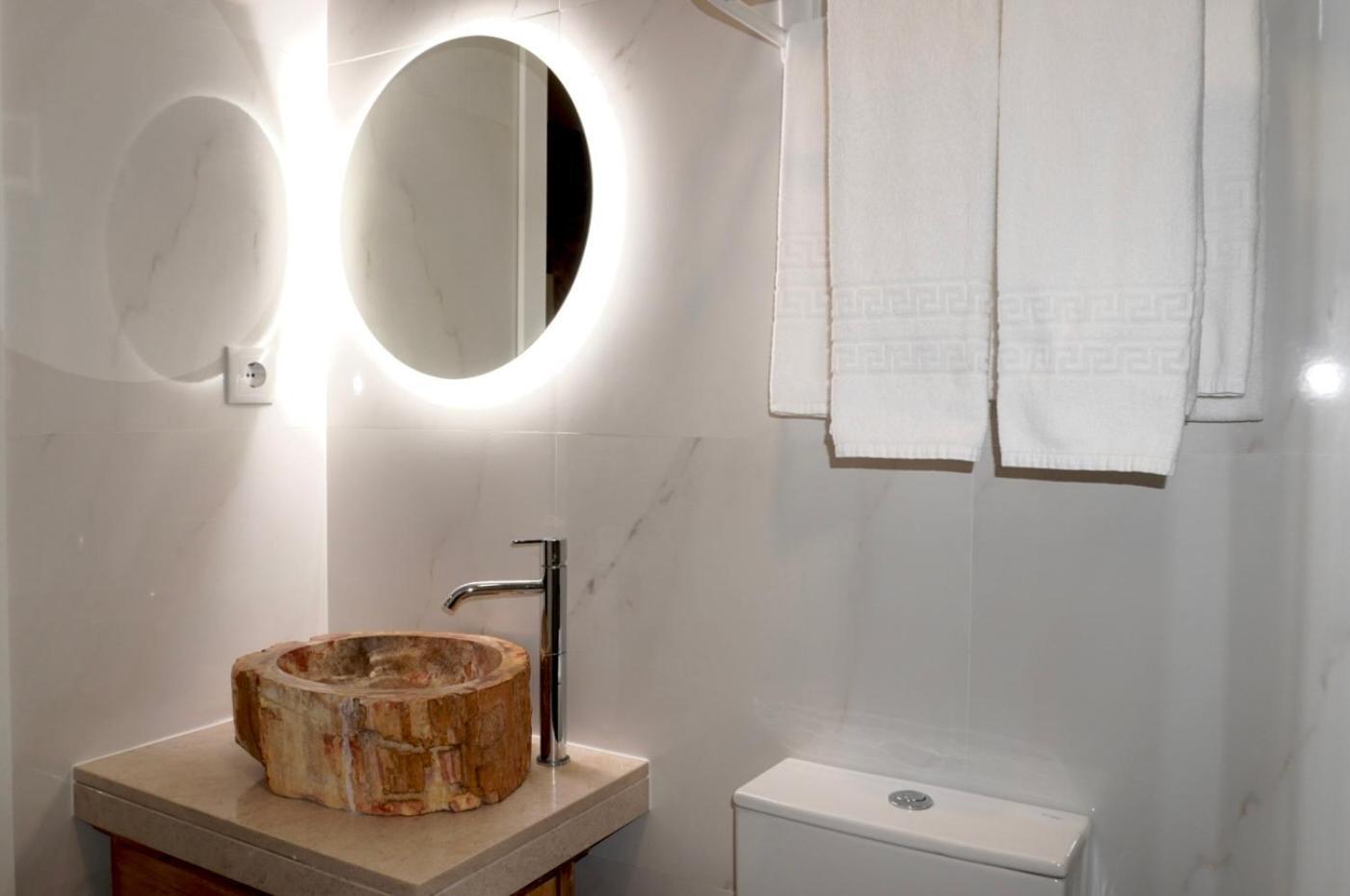 Lux'Otel City Lodge بارسيلوس المظهر الخارجي الصورة