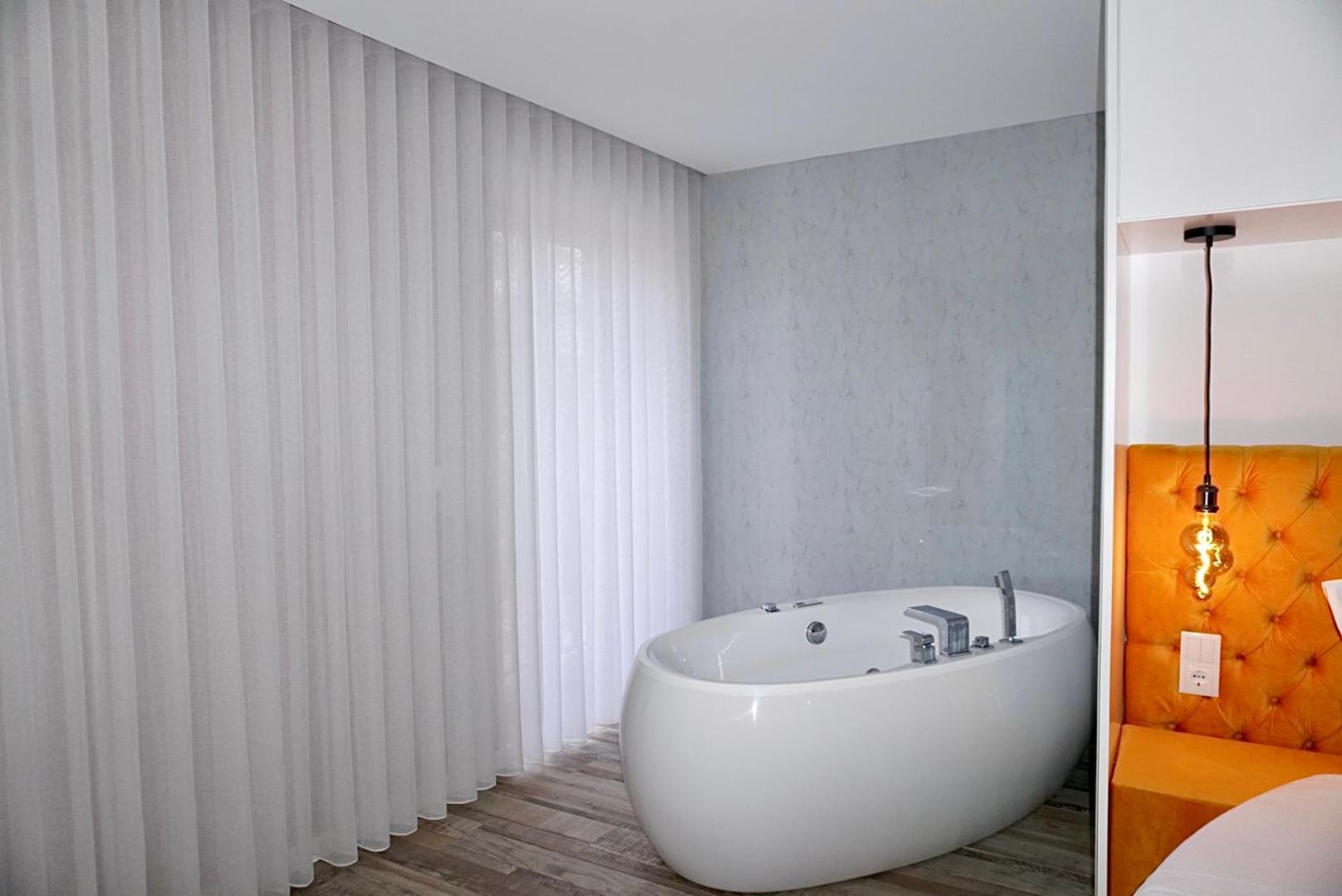 Lux'Otel City Lodge بارسيلوس المظهر الخارجي الصورة