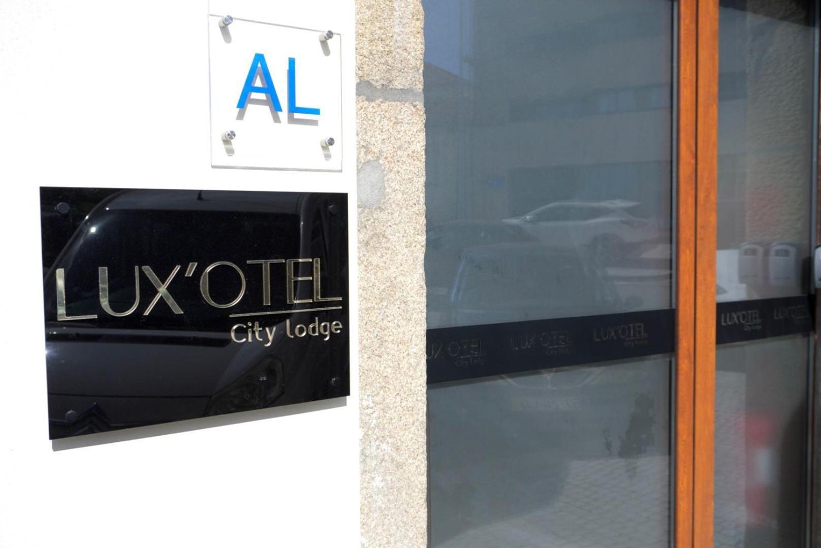 Lux'Otel City Lodge بارسيلوس المظهر الخارجي الصورة
